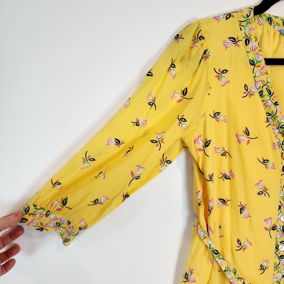 Draper James Women's Floral Button Front V-neck Dress Pastel Yellow Easter Dress - Picture 3 of 9